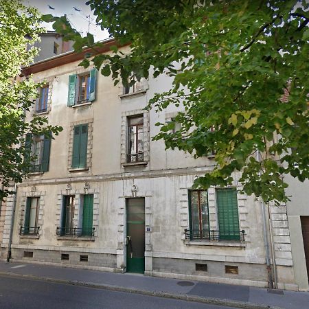 Studio Sous Les Toits Annecy Centre-Ville Buitenkant foto