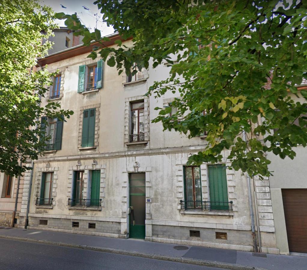 Studio Sous Les Toits Annecy Centre-Ville Buitenkant foto